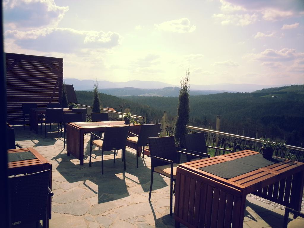 Weingut Reiterer Hotel Kitzeck im Sausal Exterior foto